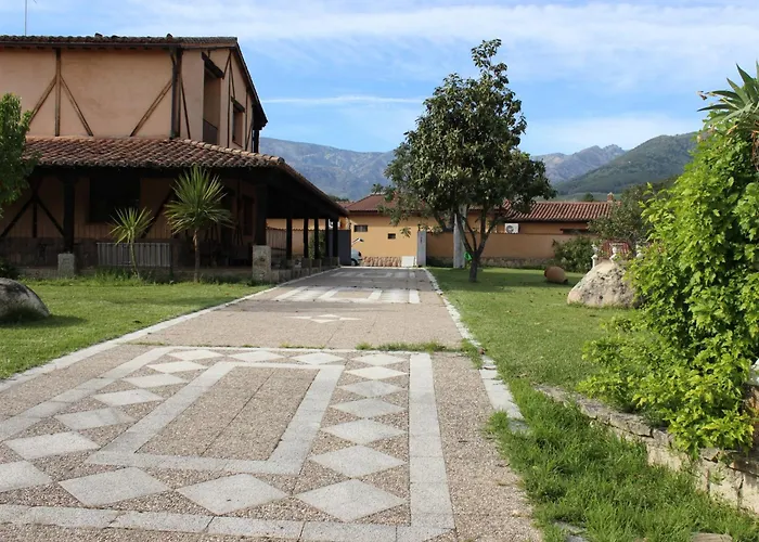 La Muralla de Gredos Hotel Rural Madrigal de la Vera